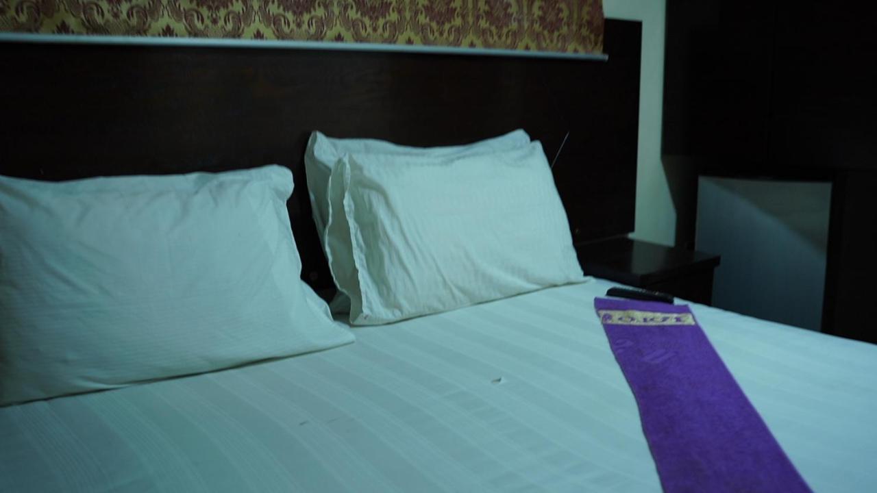 Hilton Bayview Lnn Hotell Karachi Exteriör bild