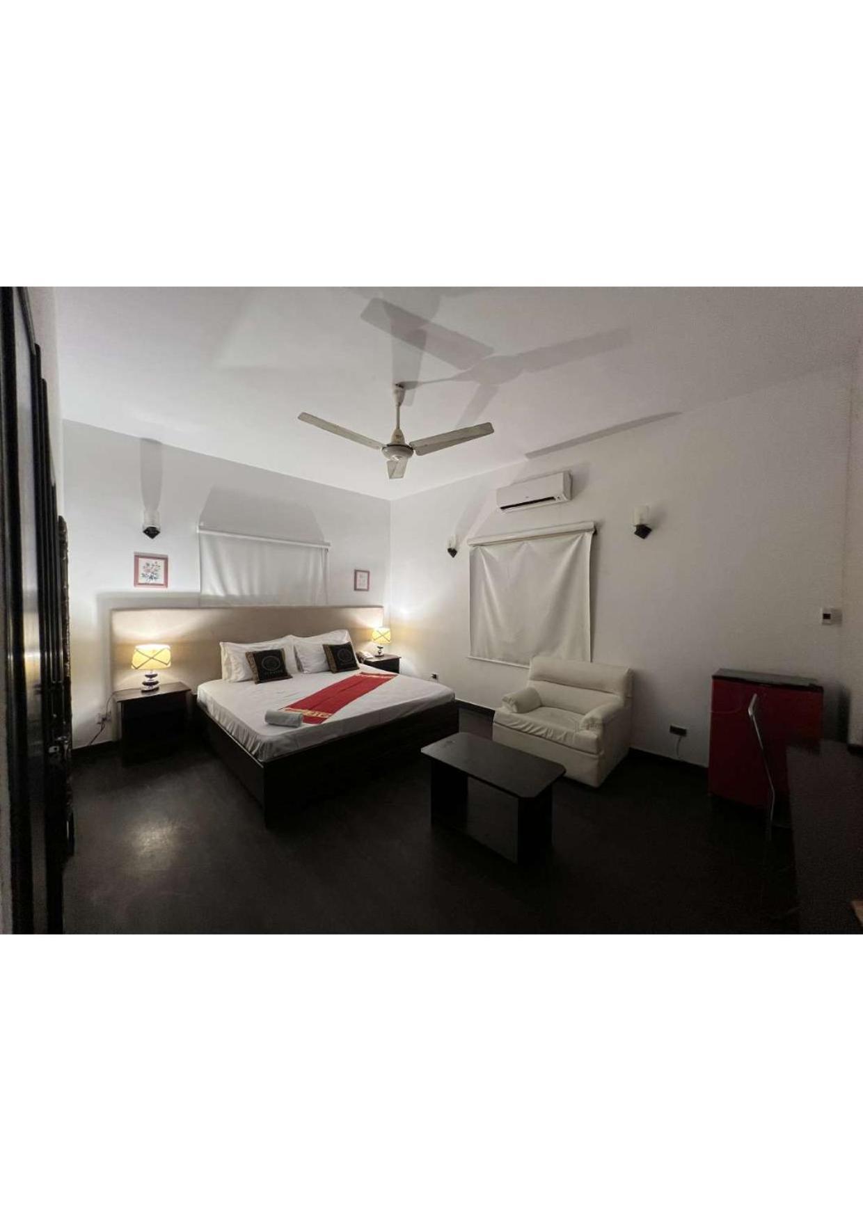 Hilton Bayview Lnn Hotell Karachi Exteriör bild