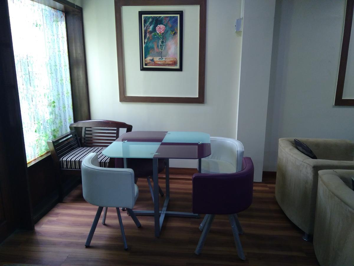 Hilton Bayview Lnn Hotell Karachi Exteriör bild