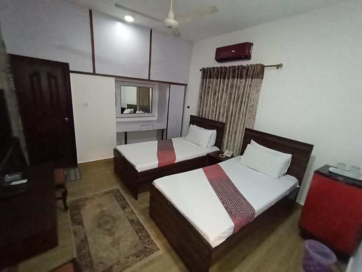 Hilton Bayview Lnn Hotell Karachi Exteriör bild